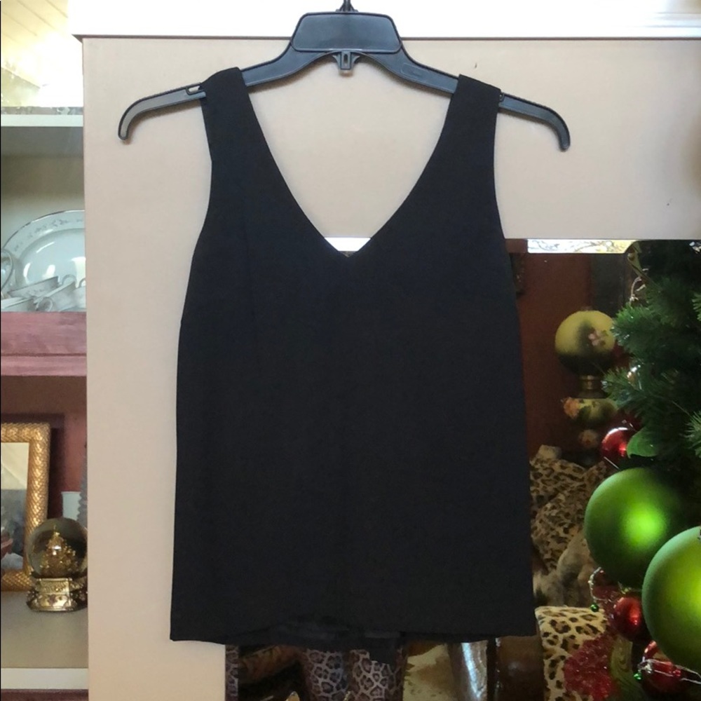 Black V Neck dressy camisole top 🥰